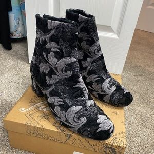 Black/Gray Free People Tapestry Booties Size 9